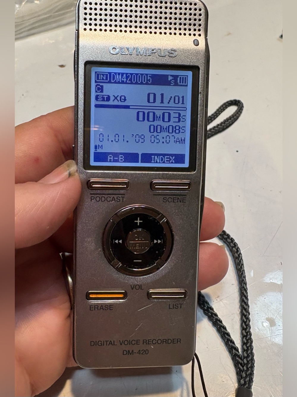 Olympus DM-420 Digital Voice Recorder